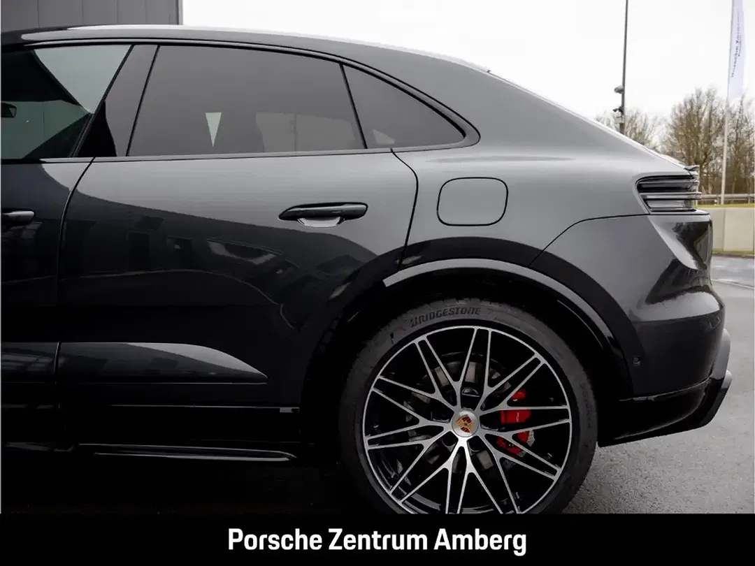 Porsche Macan - Thumbnail 13