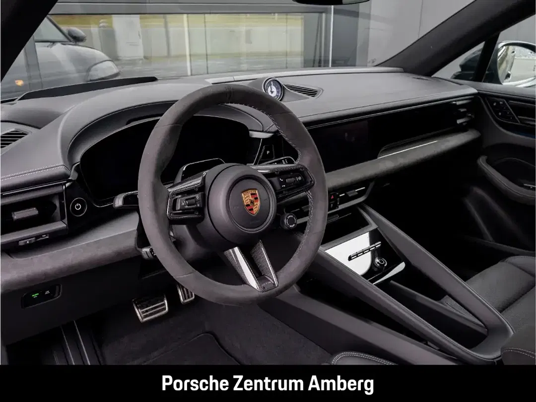 Porsche Macan - Thumbnail 14