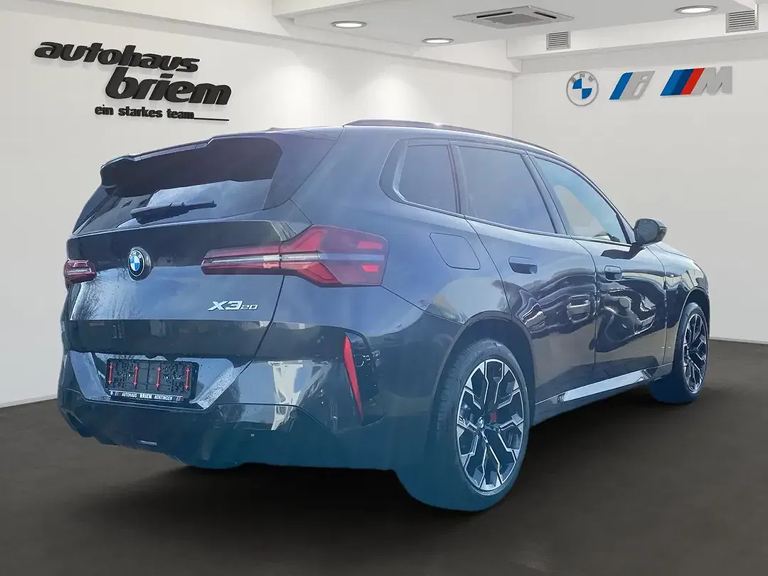 BMW X3 - Thumbnail 3
