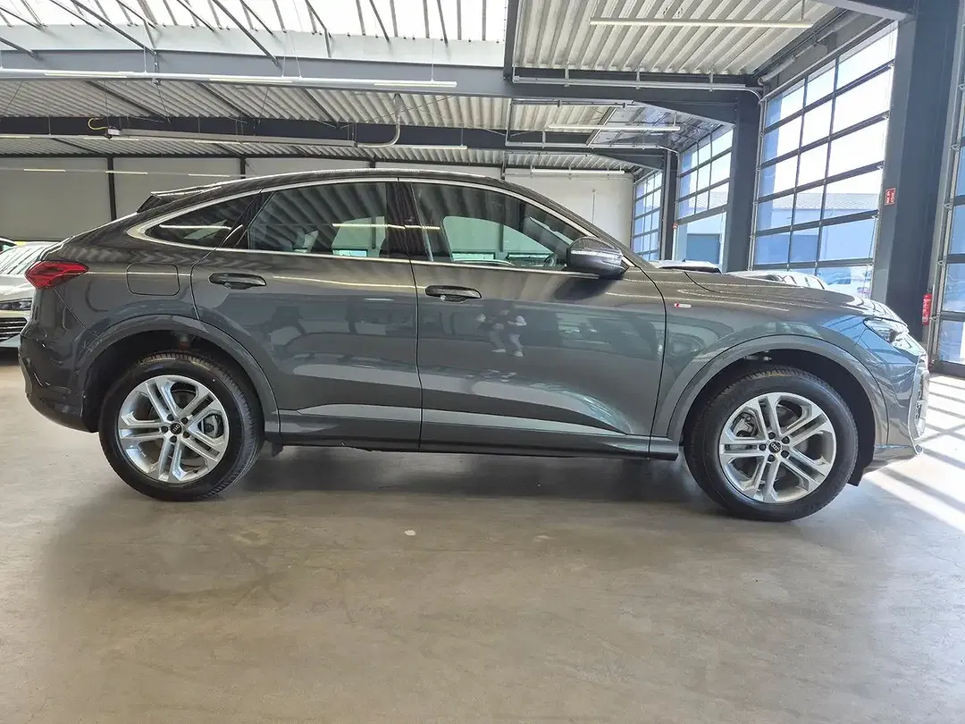 Audi Q5 - Thumbnail 5