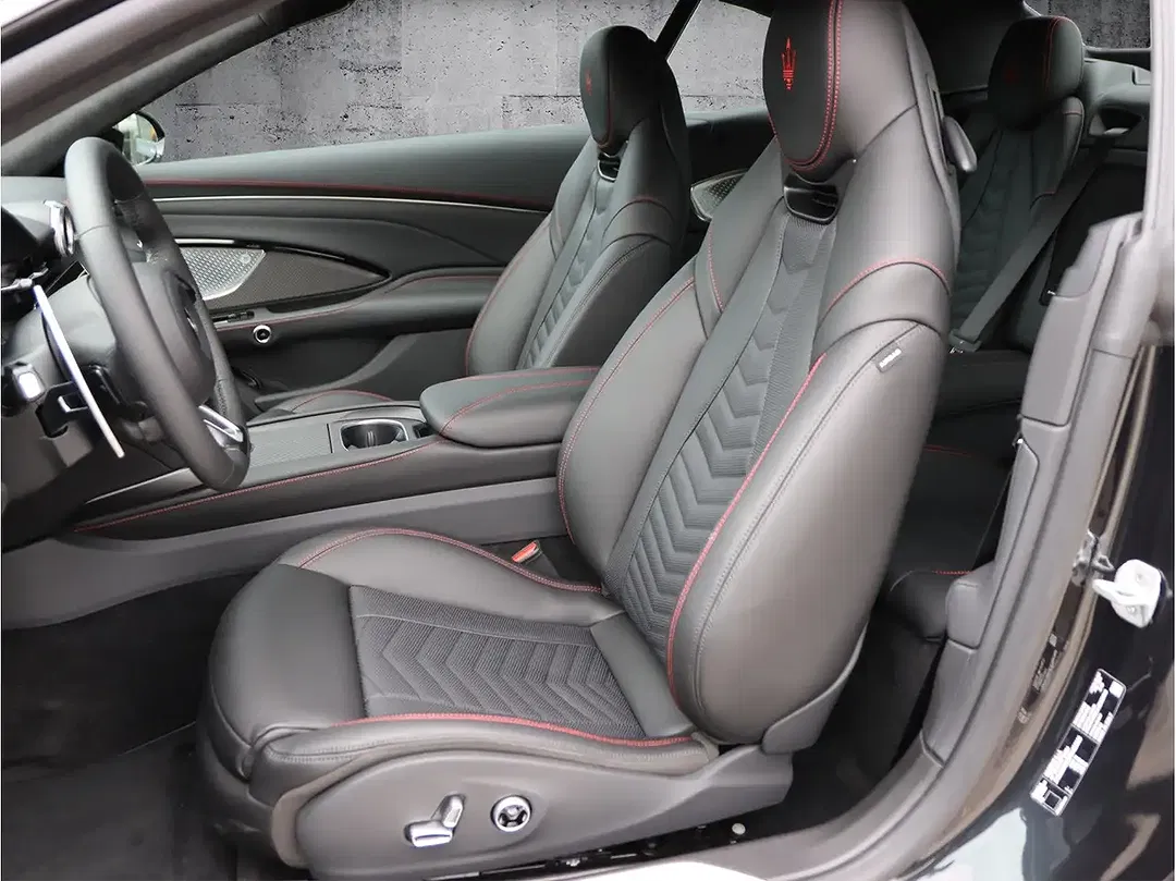 Maserati GranCabrio - Thumbnail 7
