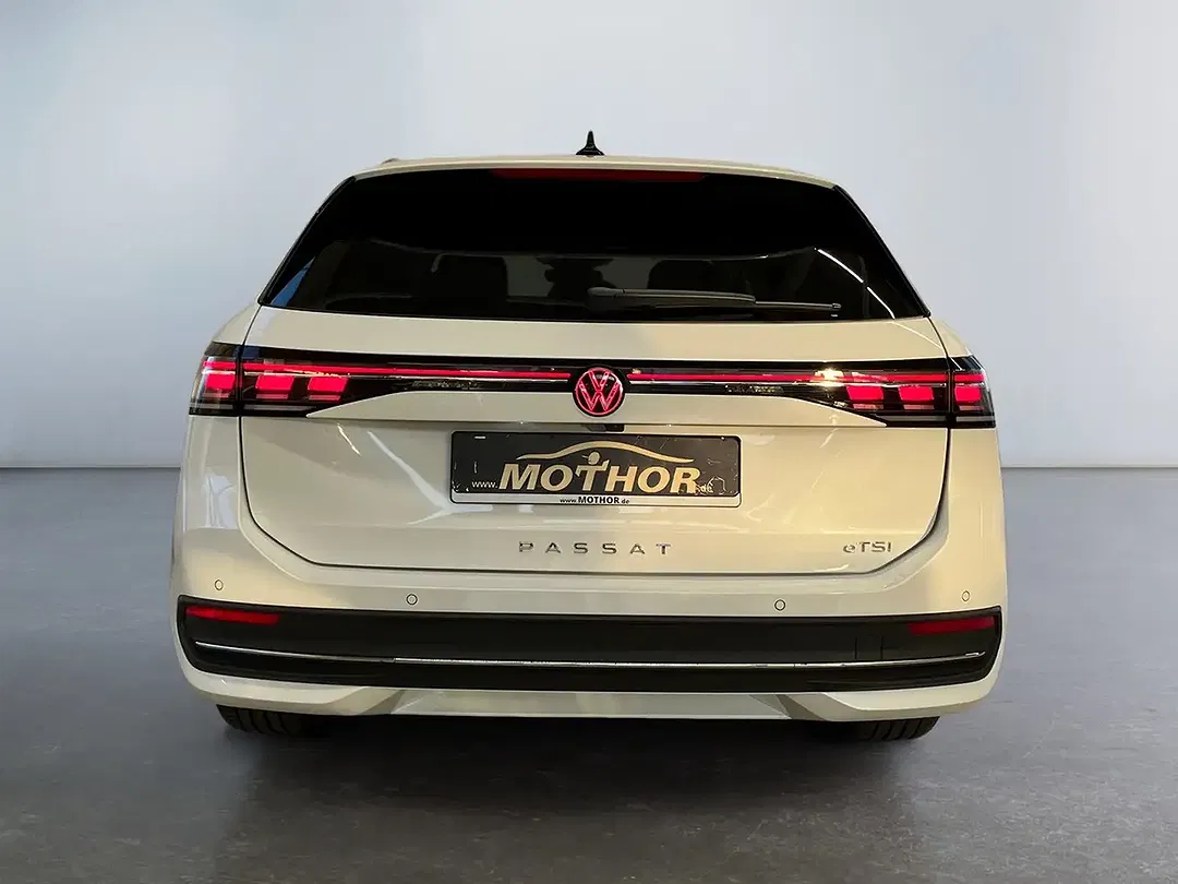 Volkswagen Passat Variant - Thumbnail 4