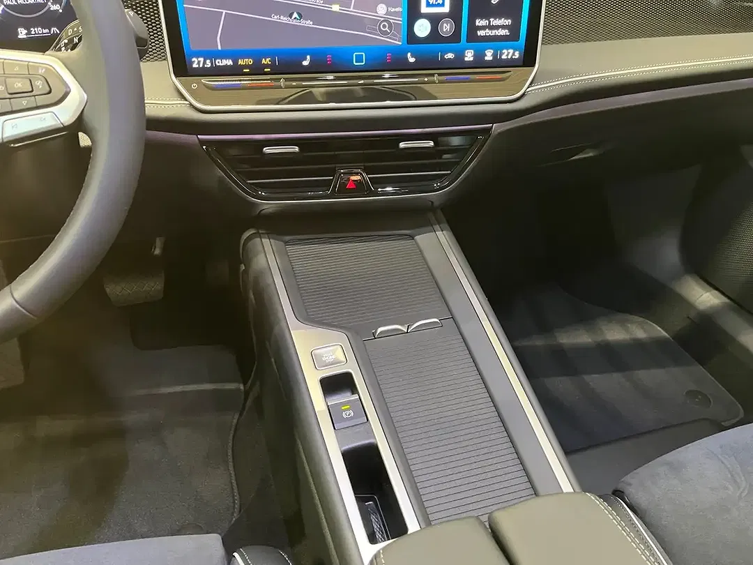 Volkswagen Passat Variant - Thumbnail 8