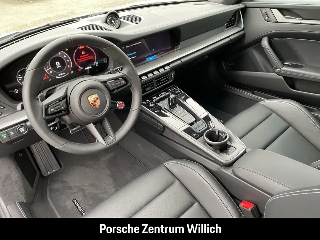 Porsche 992 - Thumbnail 9