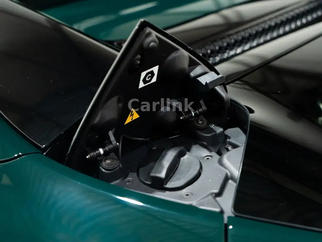 Ferrari 296 GTS - Thumbnail 15