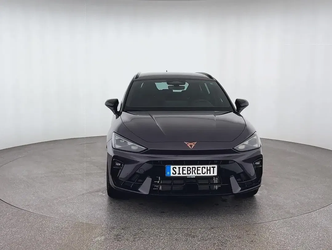 CUPRA Leon - Thumbnail 2