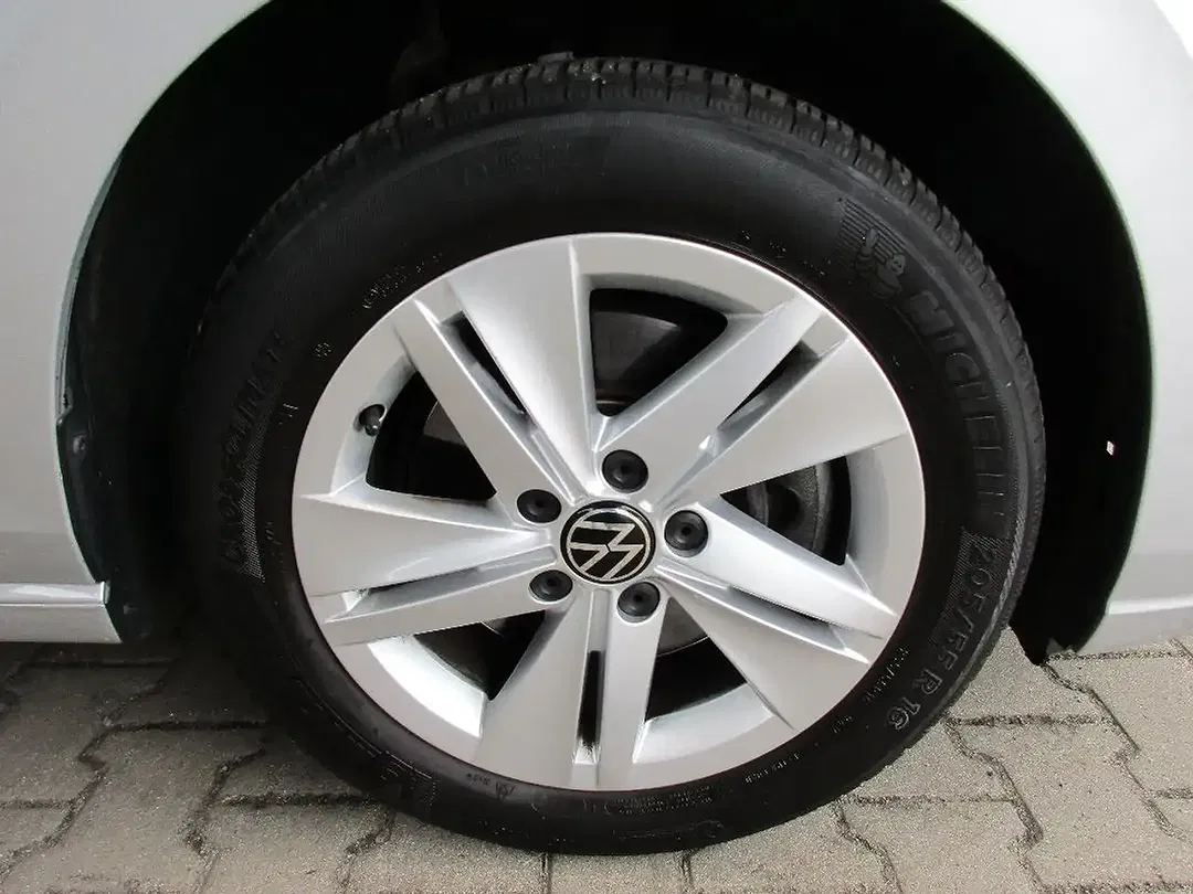 Volkswagen Golf Variant - Thumbnail 14