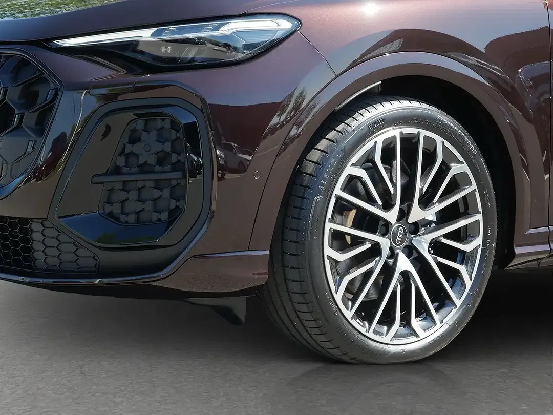 Audi SQ5 - Thumbnail 12