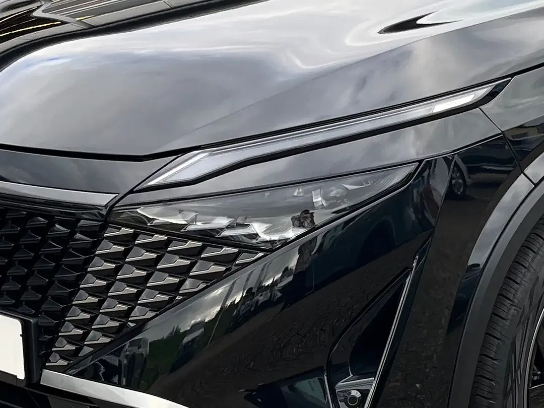 Nissan Qashqai - Thumbnail 8