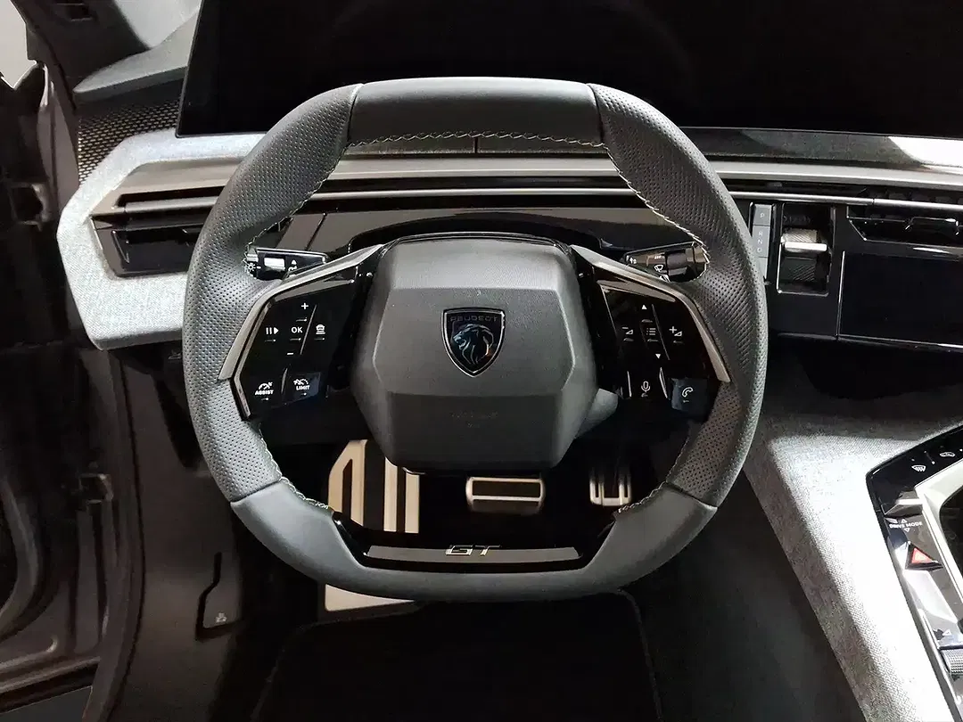 Peugeot 3008 - Thumbnail 8