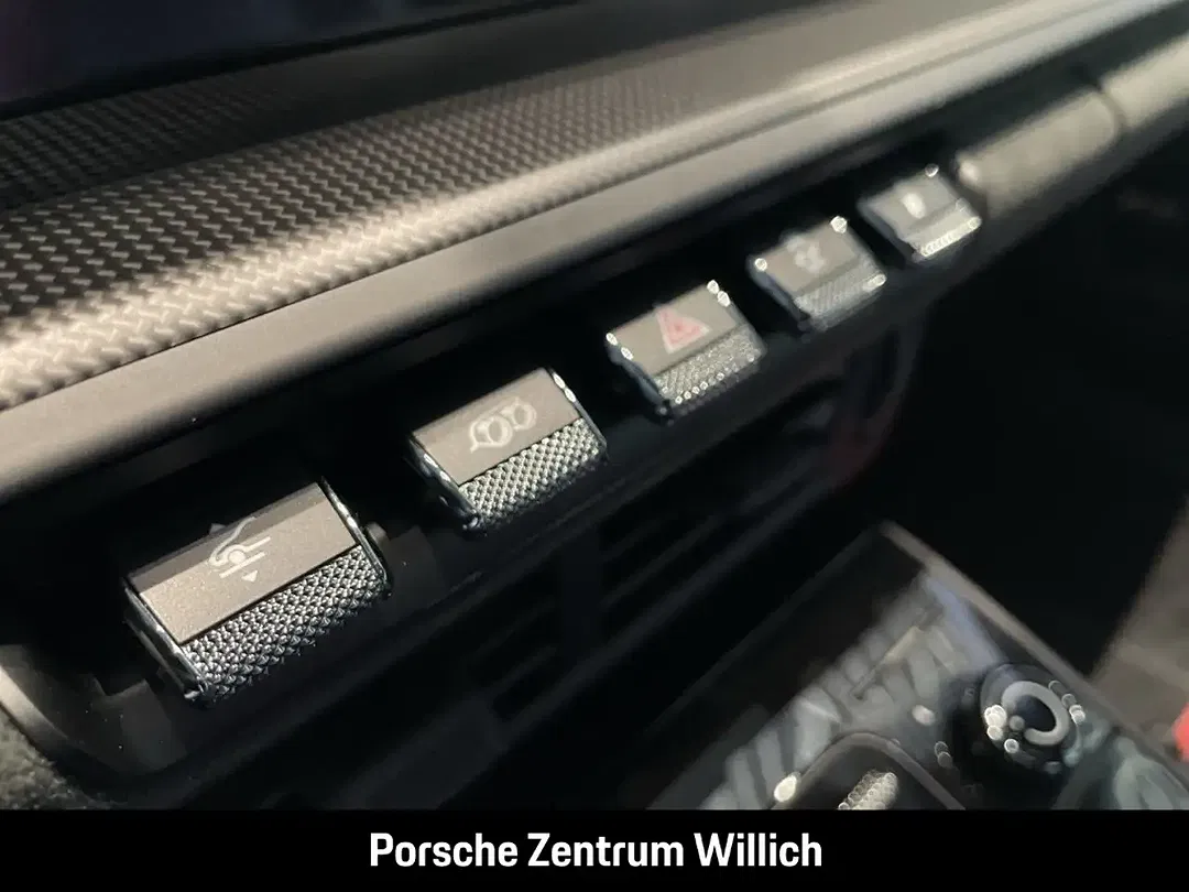 Porsche 992 - Thumbnail 14