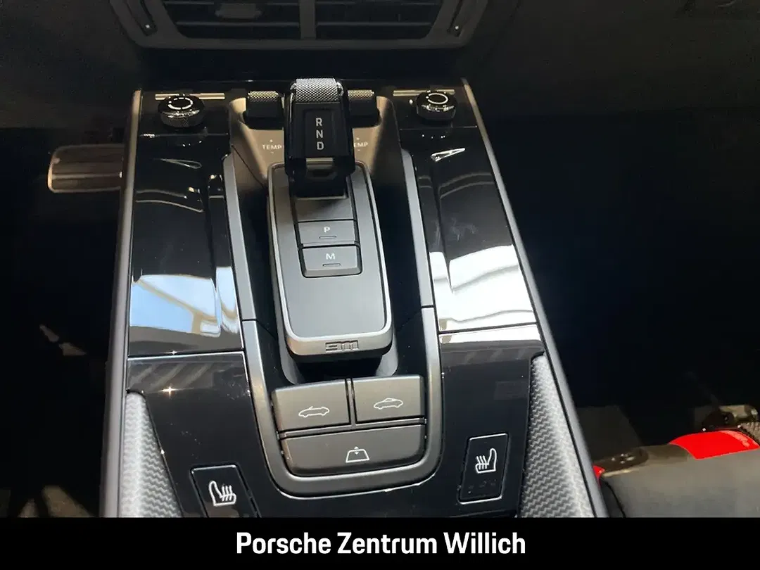 Porsche 992 - Thumbnail 15