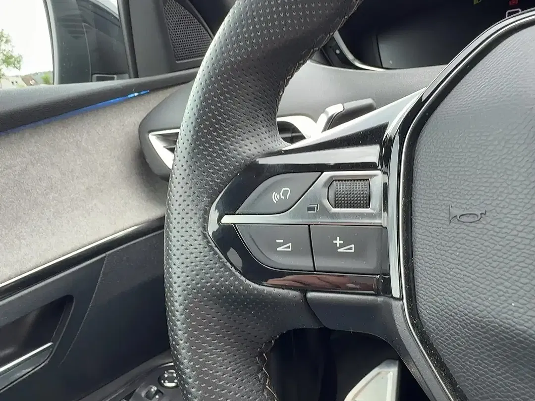 Peugeot 3008 - Thumbnail 12