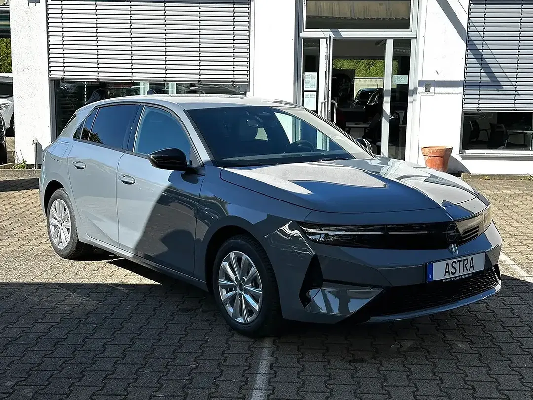 Opel Astra - Thumbnail 4
