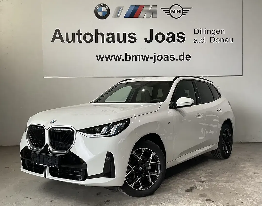 BMW X3 - Thumbnail 1