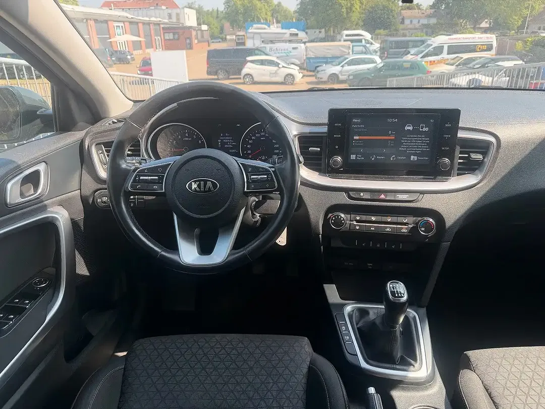 Kia XCeed - Thumbnail 12