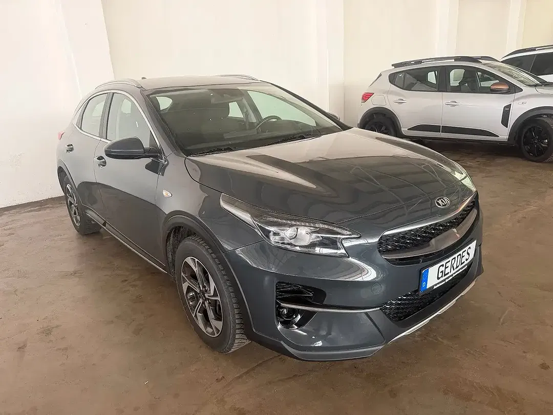 Kia XCeed - Thumbnail 3