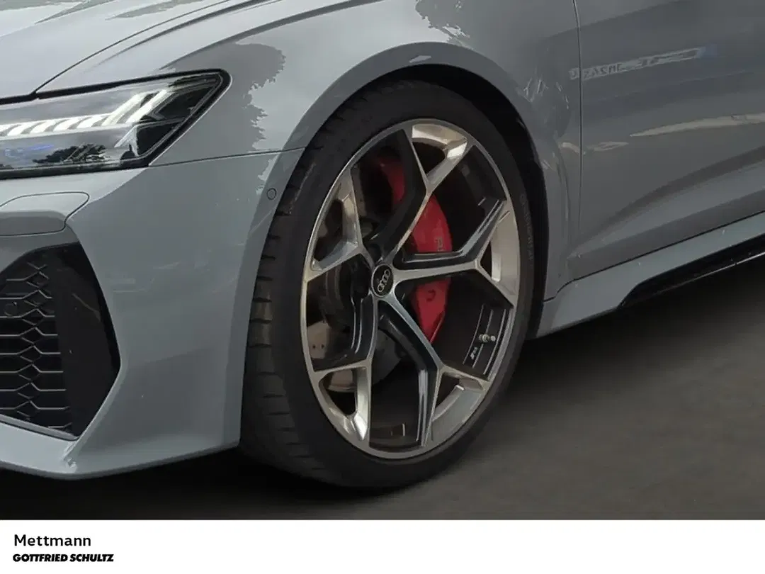 Audi RS6 - Thumbnail 8