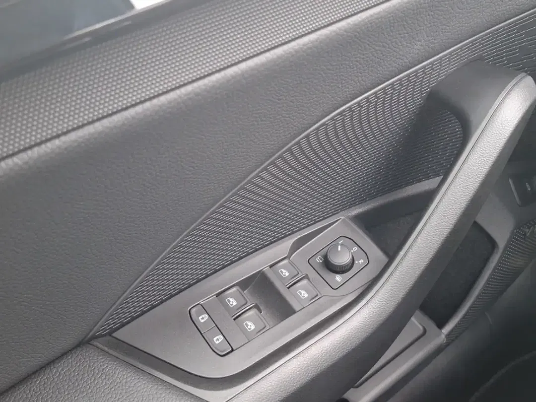Skoda Octavia - Thumbnail 12