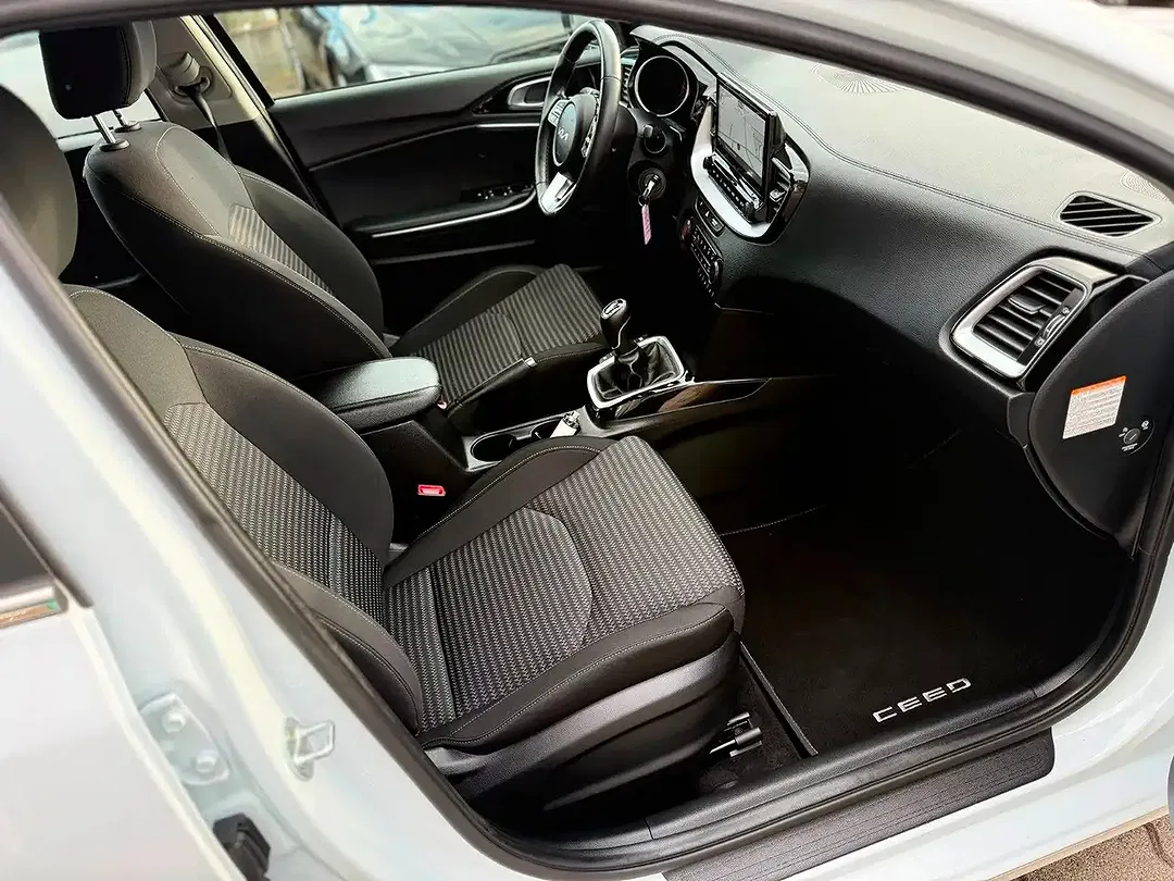 Kia Ceed SW / cee'd SW - Thumbnail 12