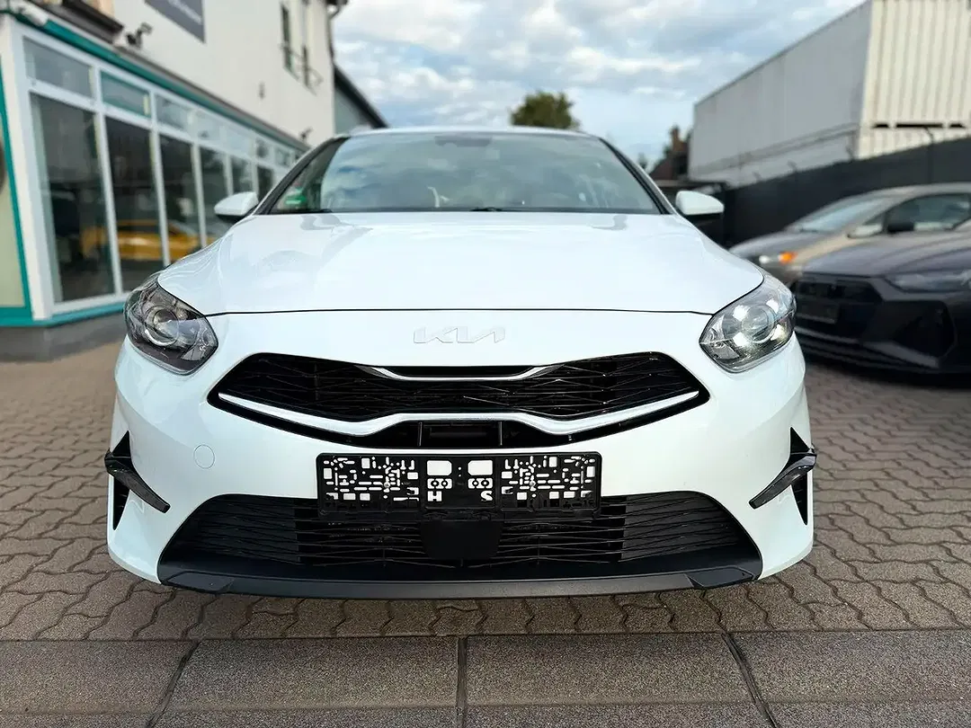 Kia Ceed SW / cee'd SW - Thumbnail 2