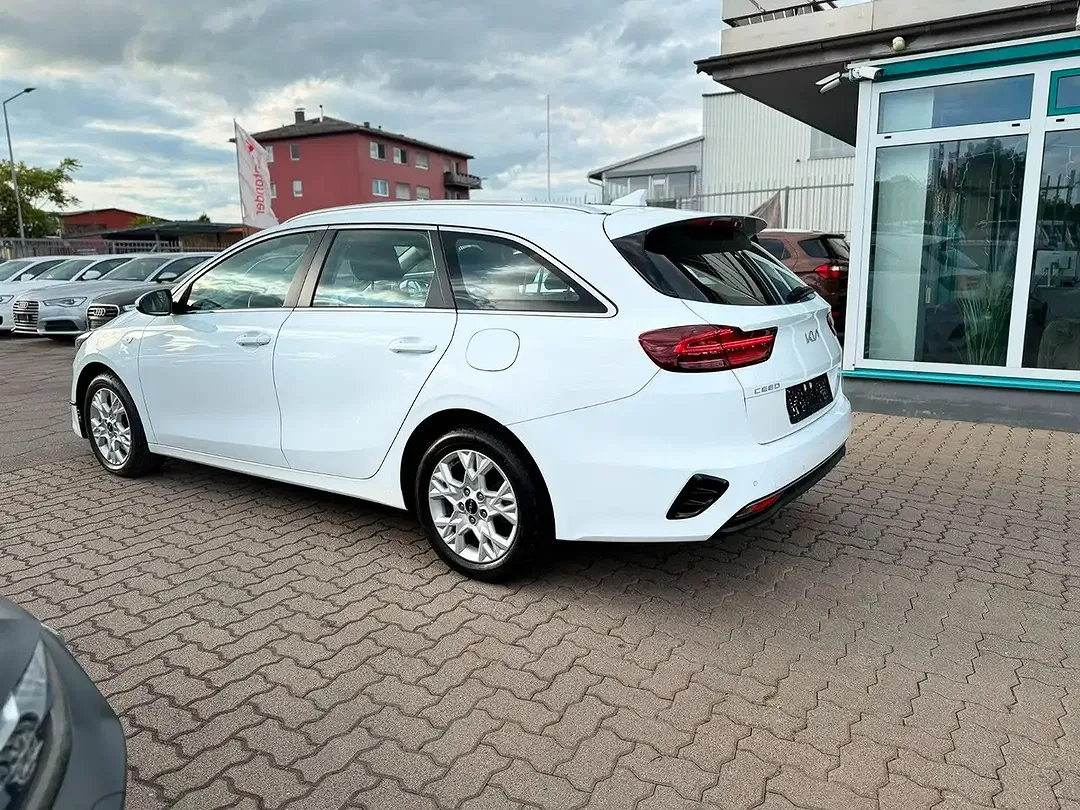 Kia Ceed SW / cee'd SW - Thumbnail 4