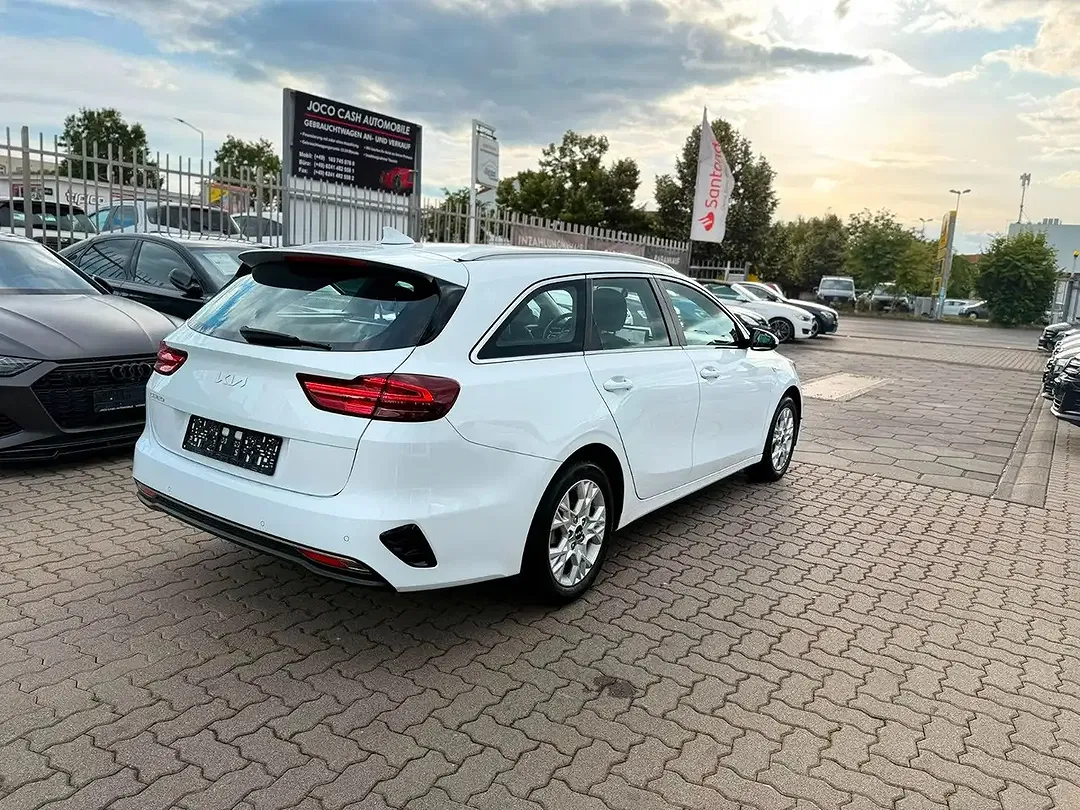 Kia Ceed SW / cee'd SW - Thumbnail 6