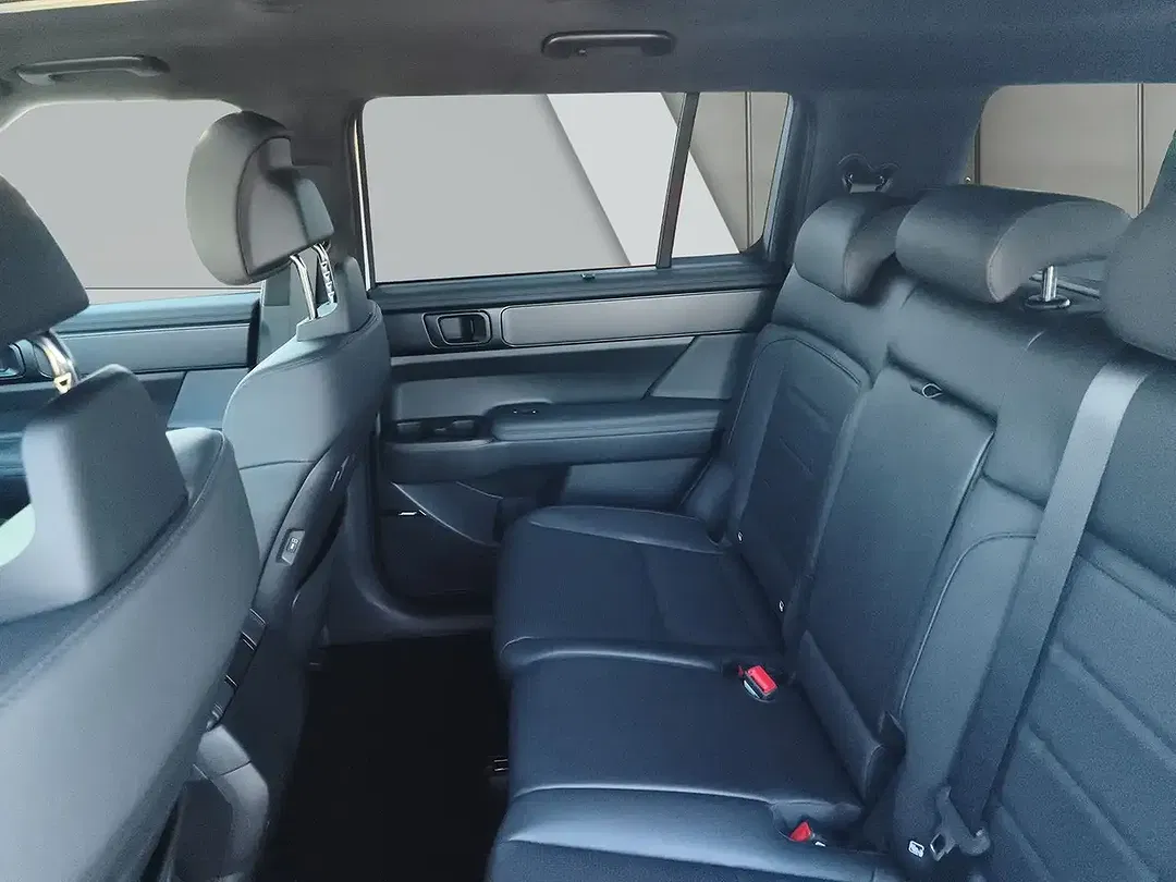 Hyundai SANTA FE - Thumbnail 11
