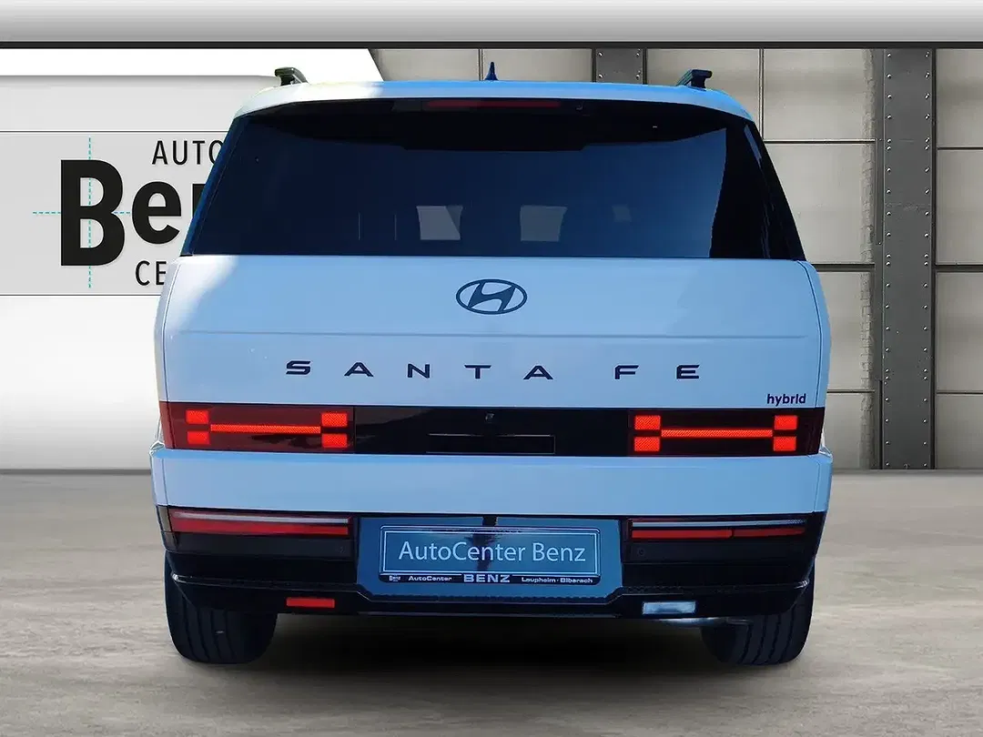 Hyundai SANTA FE - Thumbnail 4
