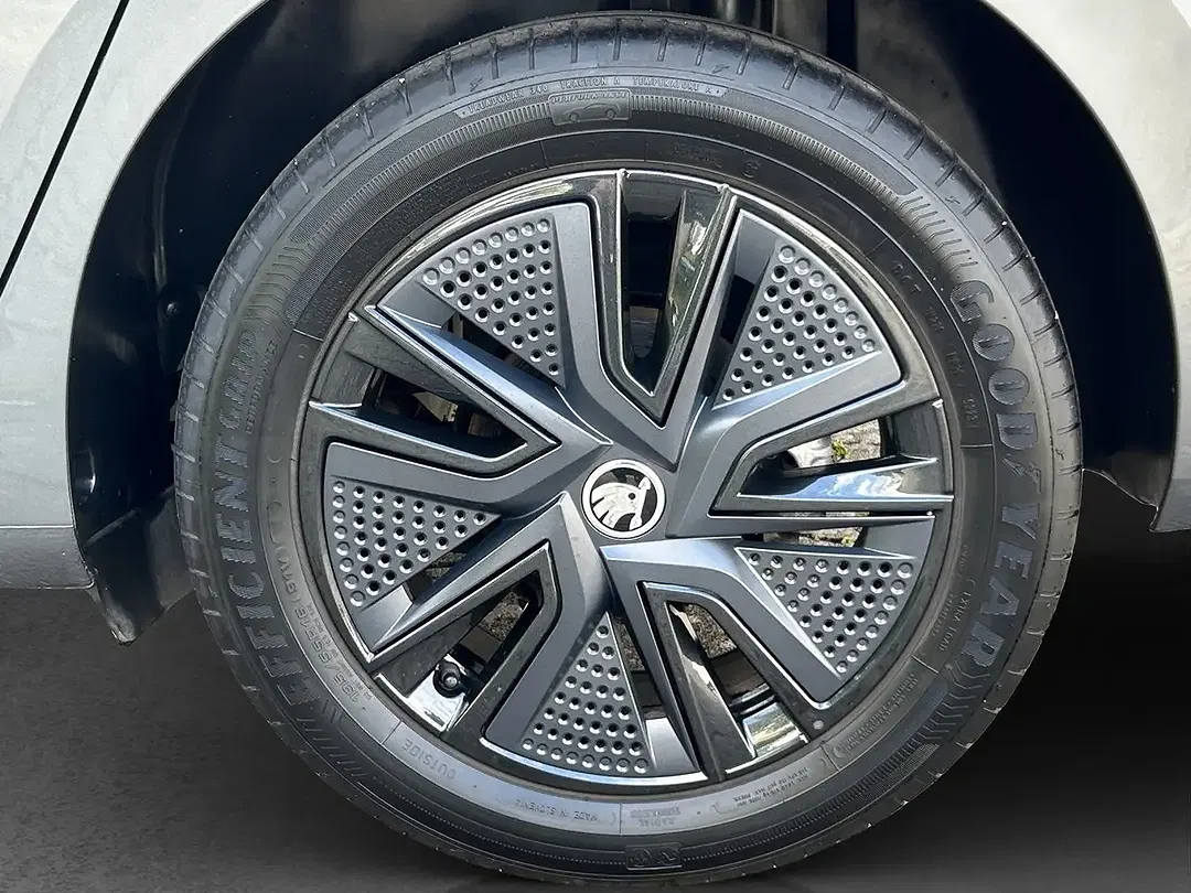 Skoda Fabia - Thumbnail 25