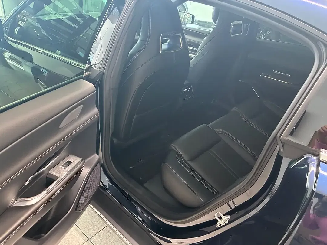Mazda 6e - Thumbnail 14