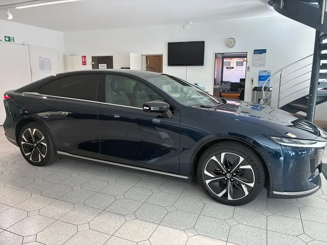 Mazda 6e - Thumbnail 4
