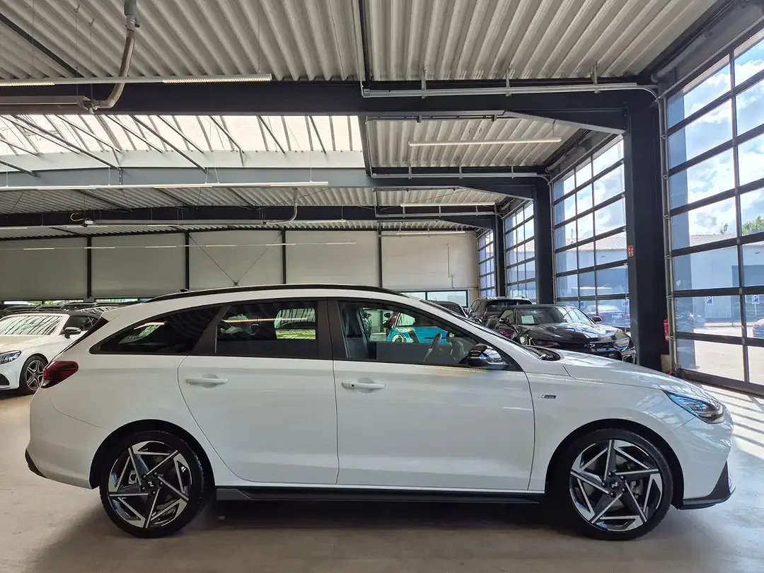 Hyundai i30 - Thumbnail 4