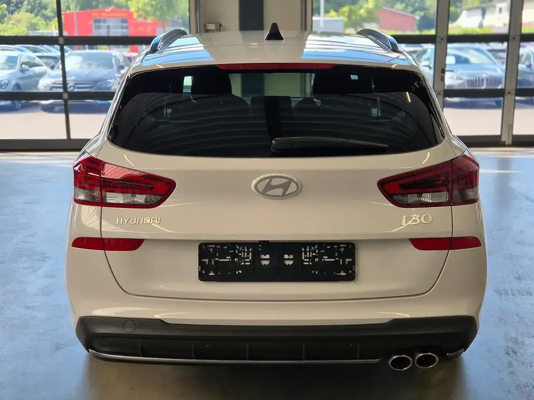 Hyundai i30 - Thumbnail 6