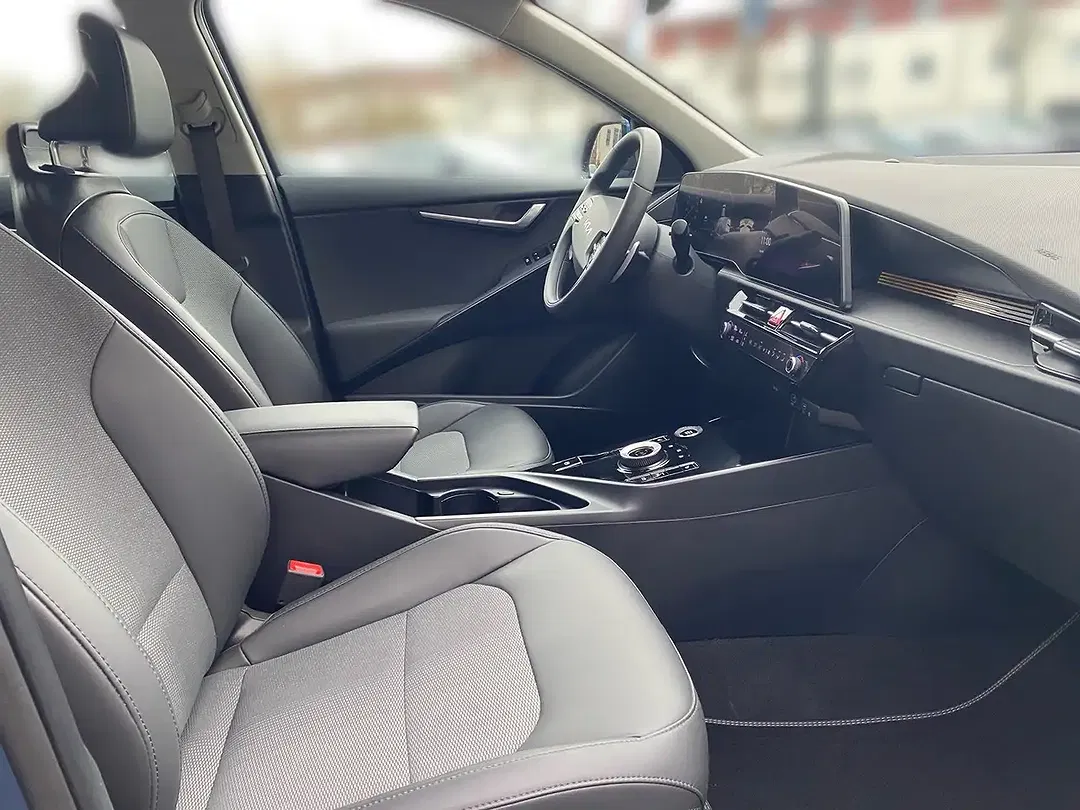 Kia Niro - Thumbnail 9