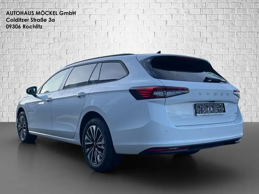 Skoda Superb - Thumbnail 3
