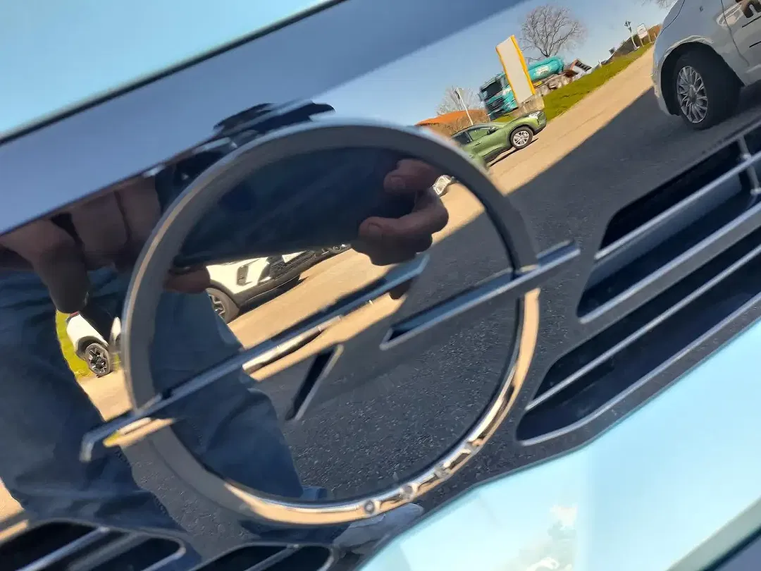 Opel Corsa - Thumbnail 9