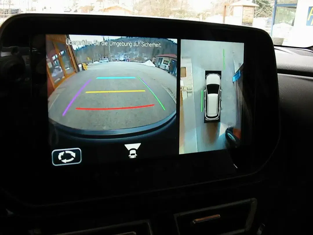 Suzuki SX4 S-Cross - Thumbnail 6