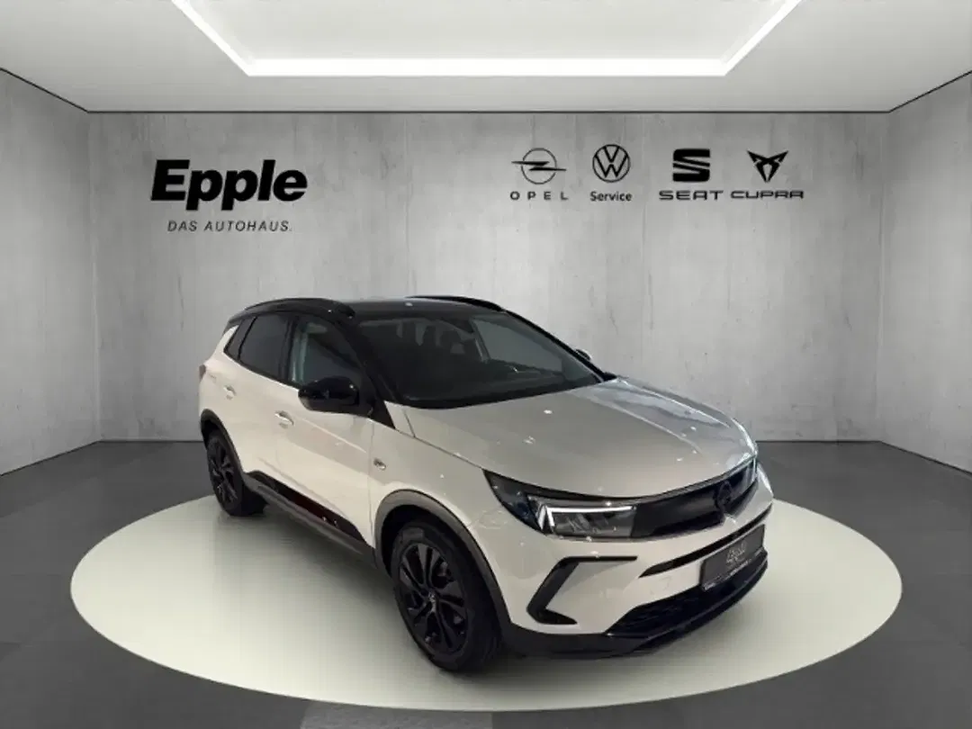 Opel Grandland - Thumbnail 1