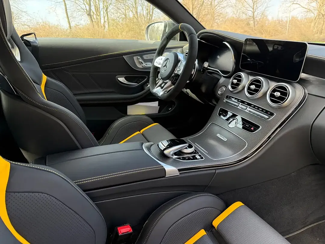 Mercedes-Benz C 63 AMG - Thumbnail 11