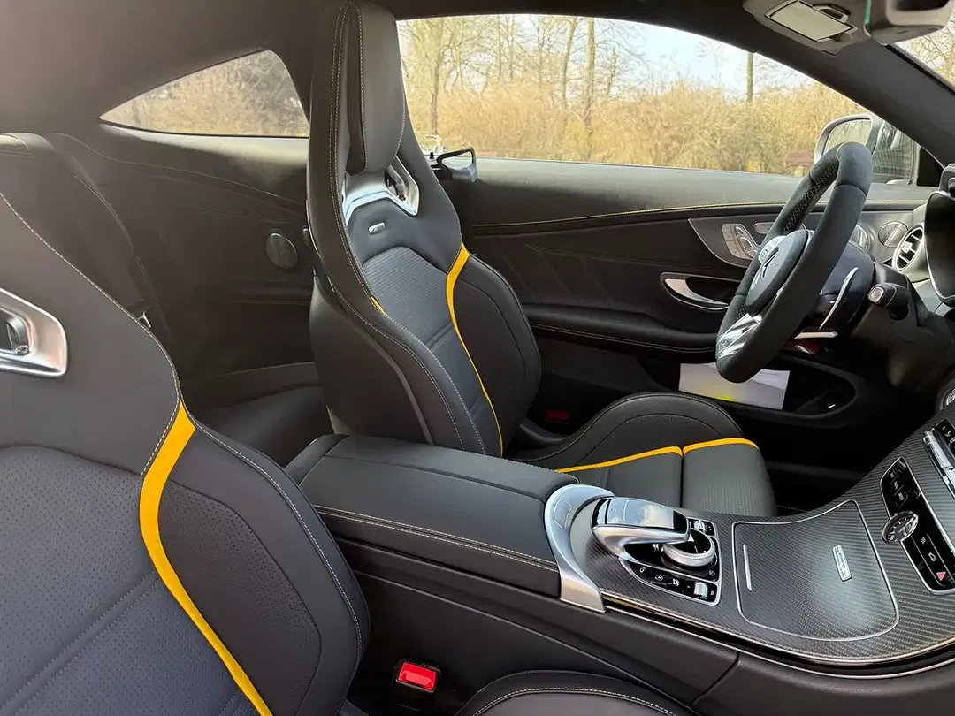 Mercedes-Benz C 63 AMG - Thumbnail 3
