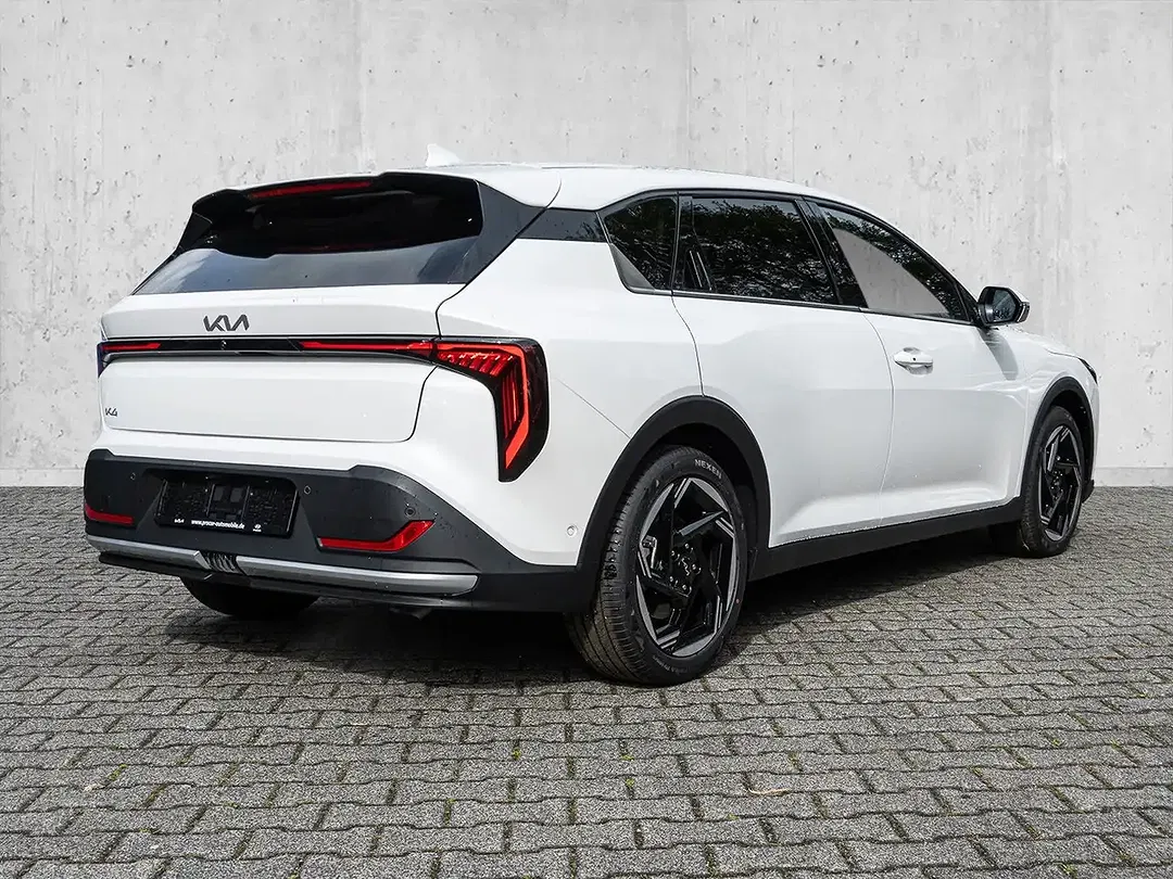 Kia K4 - Thumbnail 2