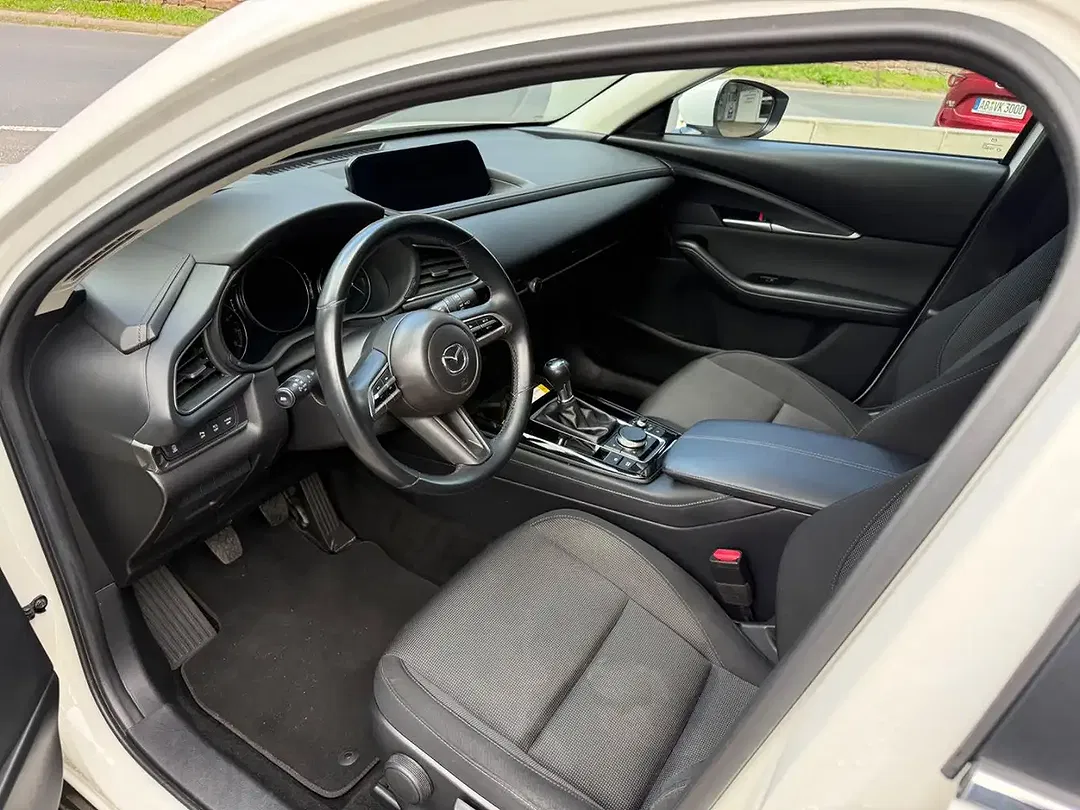 Mazda CX-30 - Thumbnail 11