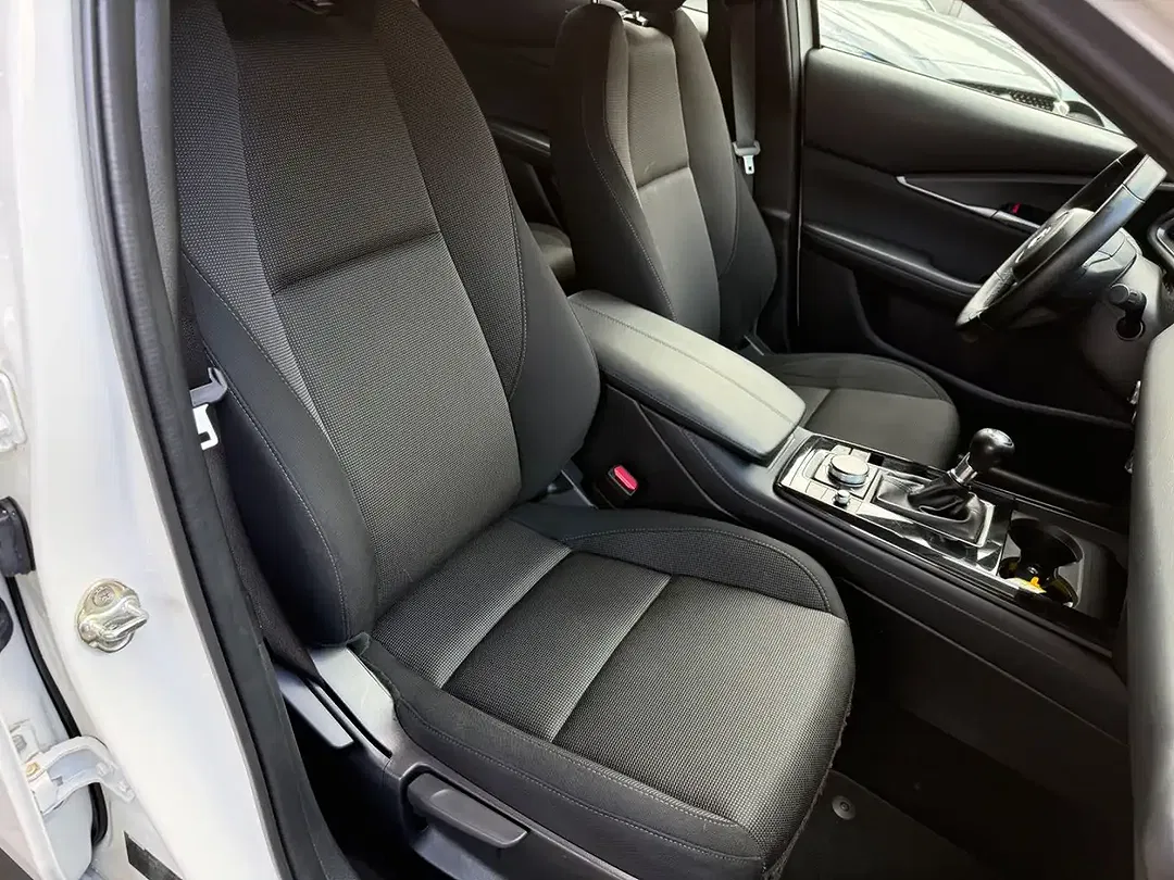 Mazda CX-30 - Thumbnail 16