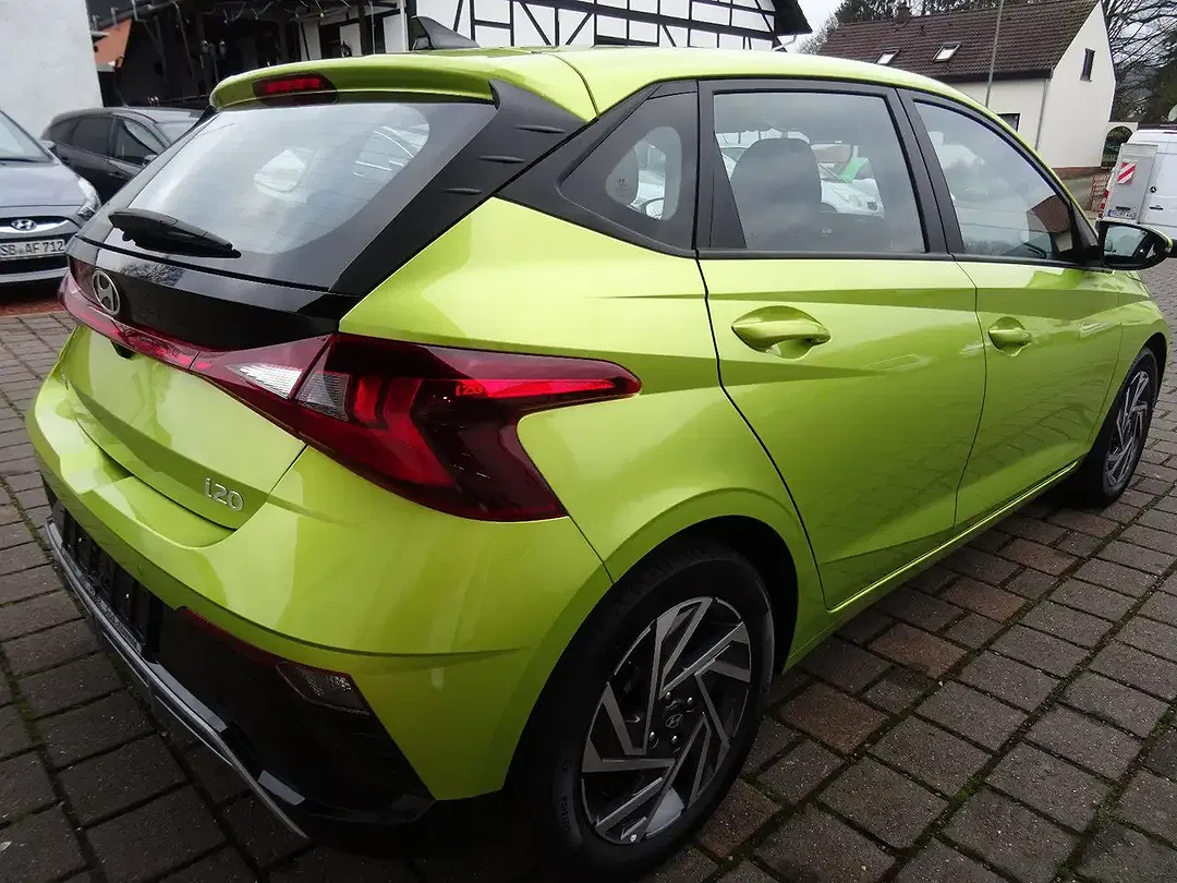 Hyundai i20 - Thumbnail 4