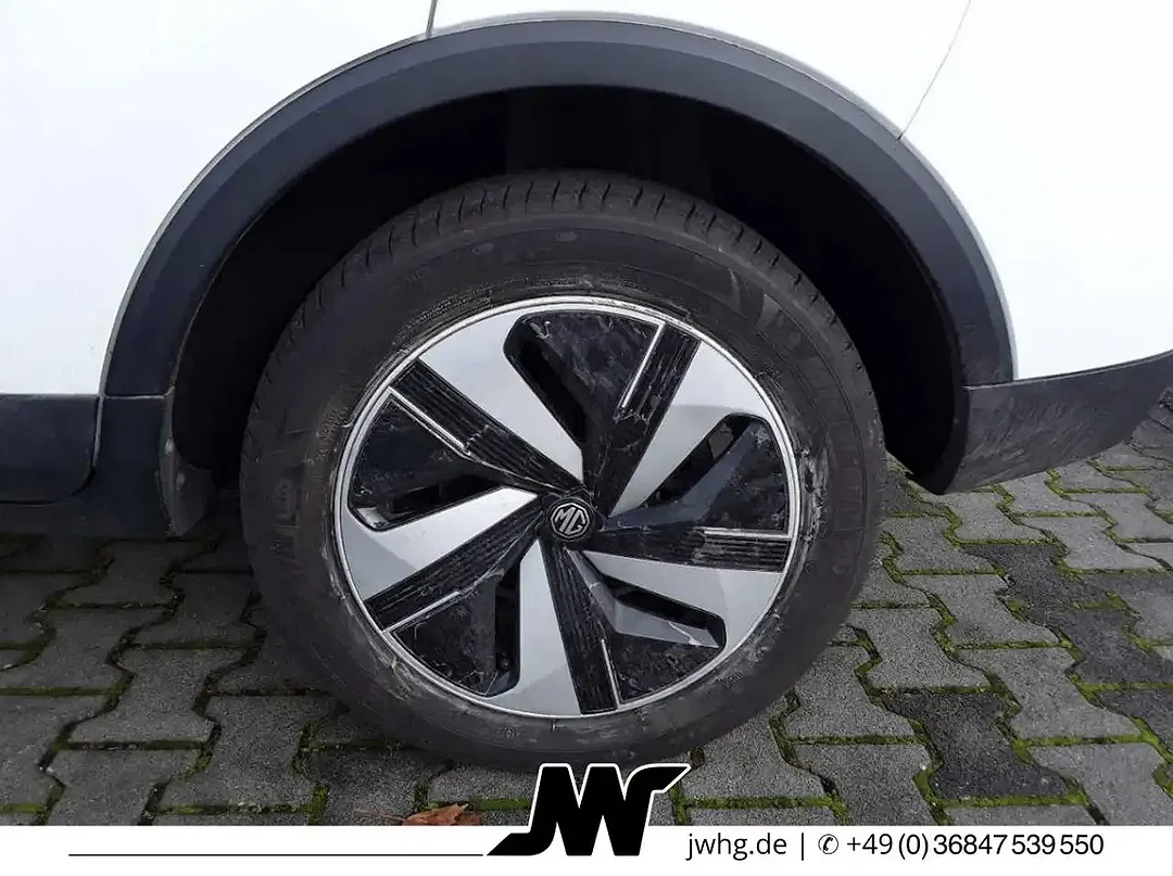 MG ZS - Thumbnail 5
