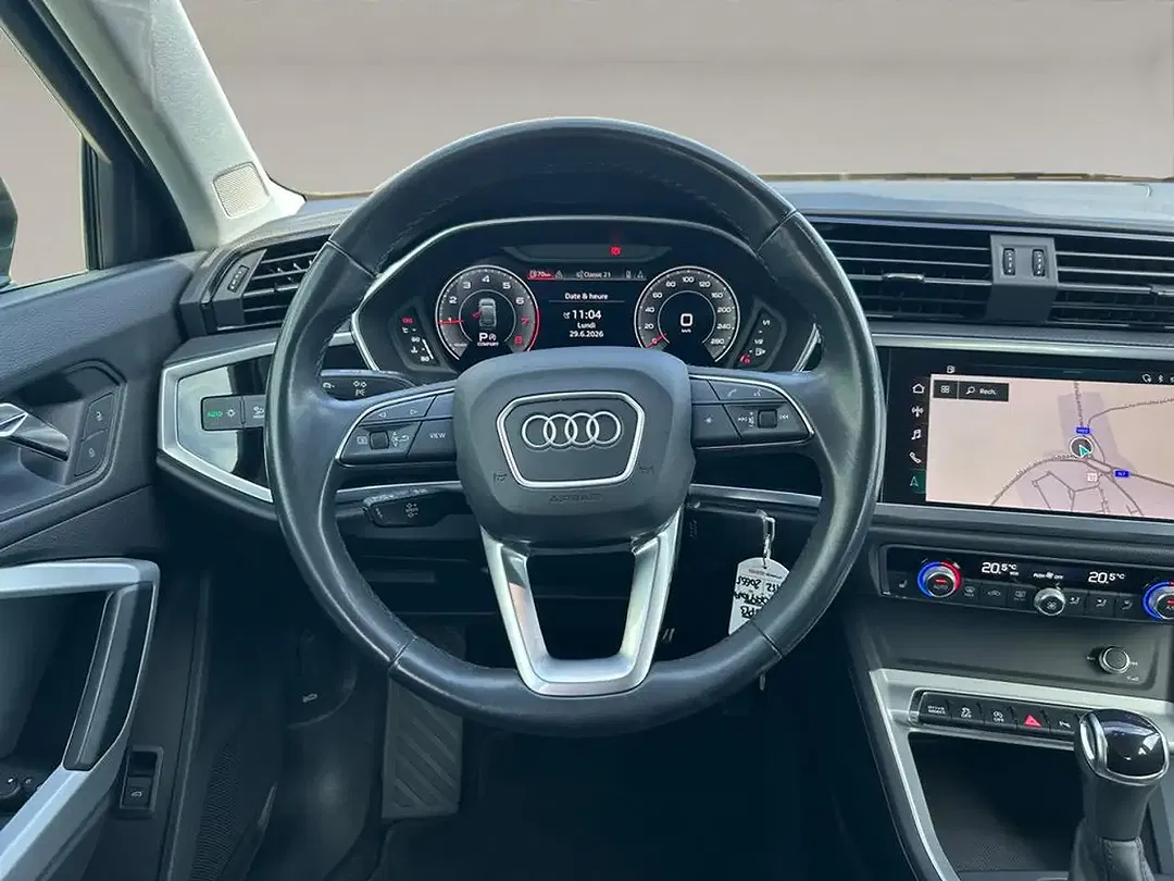 Audi Q3 - Thumbnail 13