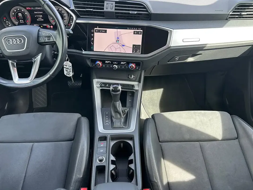 Audi Q3 - Thumbnail 14