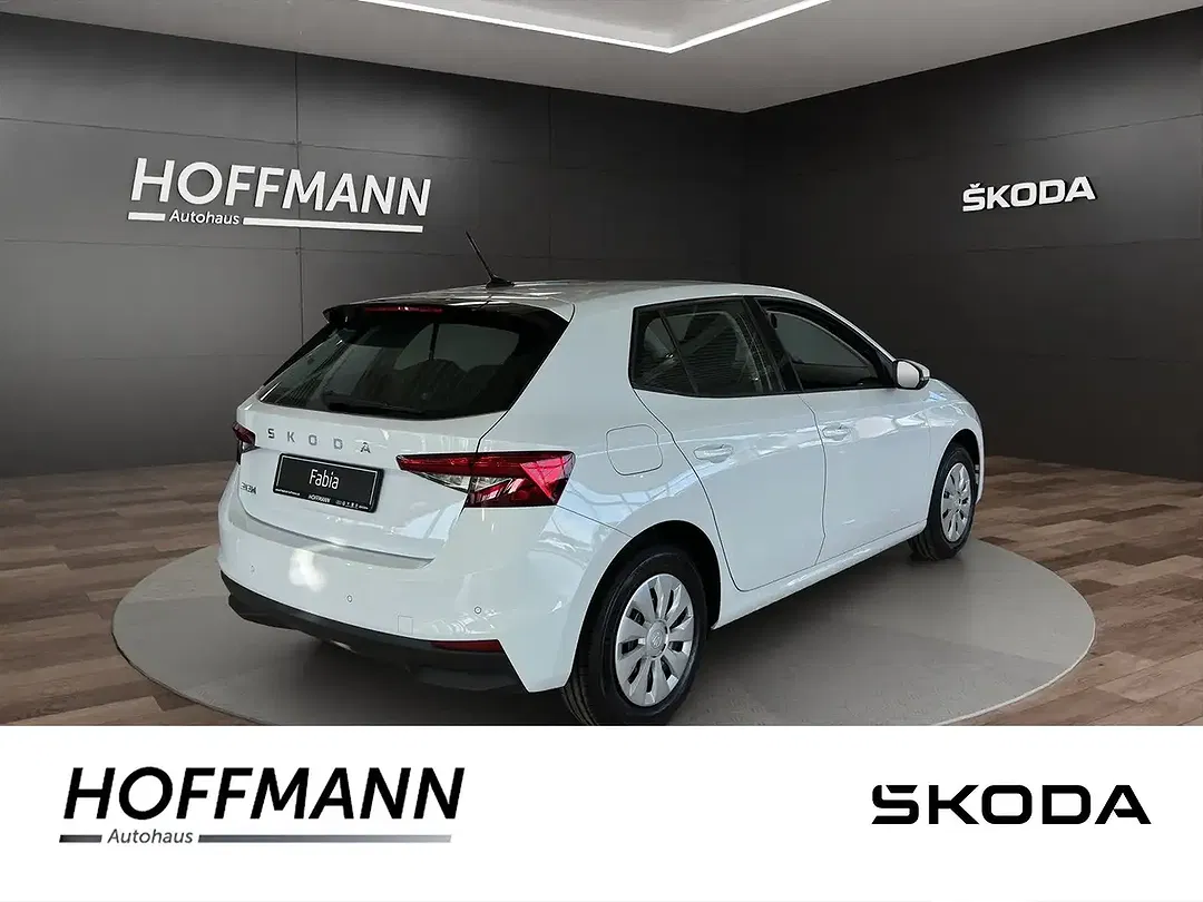 Skoda Fabia - Thumbnail 2