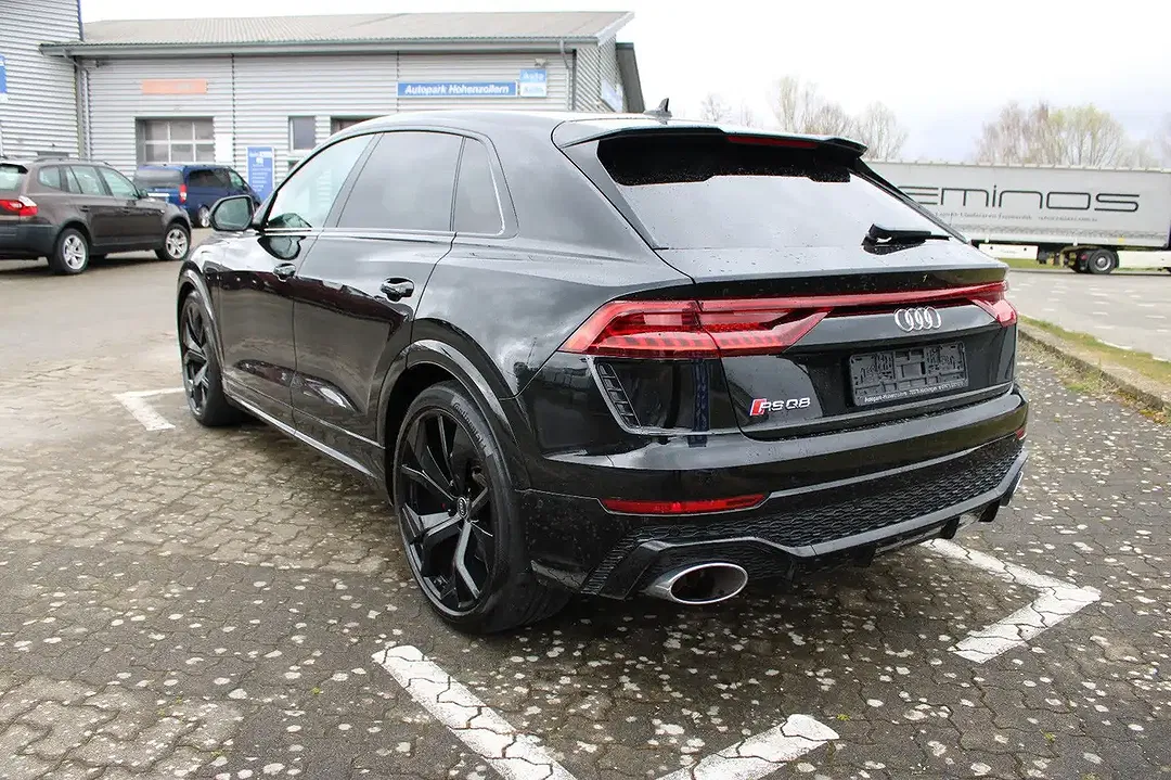Audi RS Q8 - Thumbnail 7